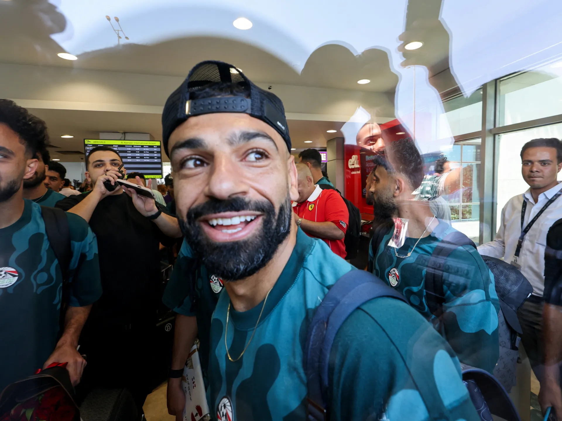 Mısırlı Mohamed Salah, Liverpool'u Trabzonspor'la değiştirmeye hazır görünüyor