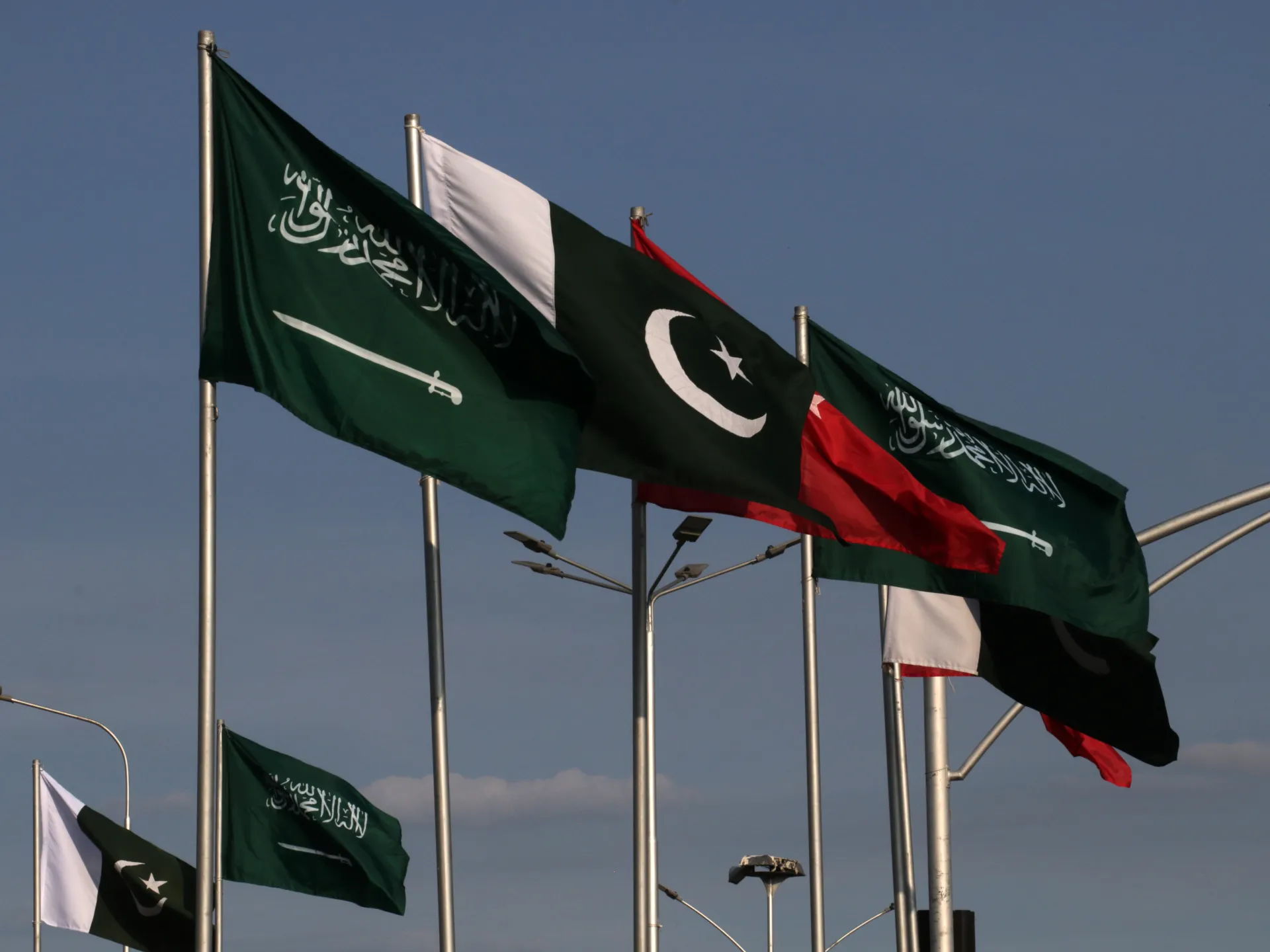 Türkiye-Suudi-Pakistan savunma paktına başka hangi ülkeler katılabilir?