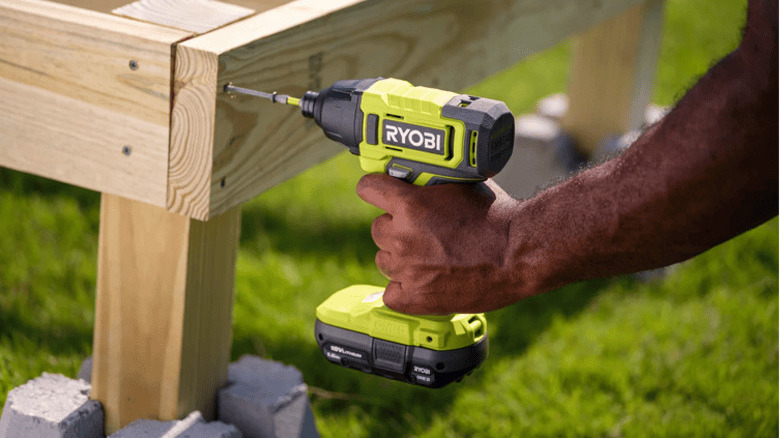 Ryobi One+ 18V 1/4 İnç Darbeli Sürücü