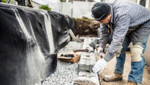 Beton Blok Kullanmayın: Üstün Erozyon Kontrolüne Sahip İstinat Duvarları İçin Taş