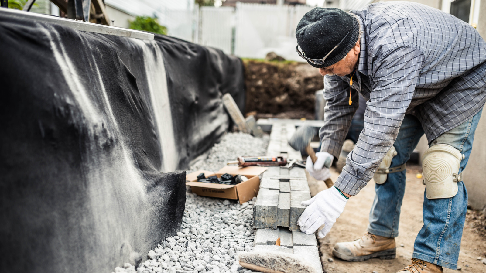 Beton Blok Kullanmayın: Üstün Erozyon Kontrolüne Sahip İstinat Duvarları İçin Taş