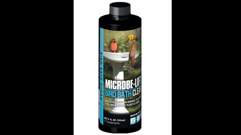 Bir şişe Microbe-Lift Kuş Banyosu temizleyicisi