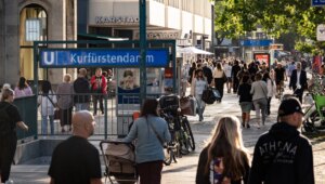 AfD’nin kazanımlarıyla Sol kazanırken Berlin’deki göçmen topluluklarında ‘umut’ artıyor