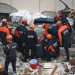 İstanbul'da binanın kısmen çökmesi sonucu iki kişi hayatını kaybetti