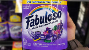 Fabuloso’nun Sahibi Kim? Bu Temizleyicinin Arkasındaki Popüler Diş Macunu Markası