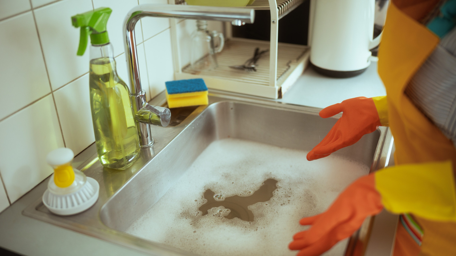 Kirli Lavabo Düzenleyiciyi Atlayın: Amazon'dan Modern Bir Alternatifle Yüzeyleri Temiz Tutun