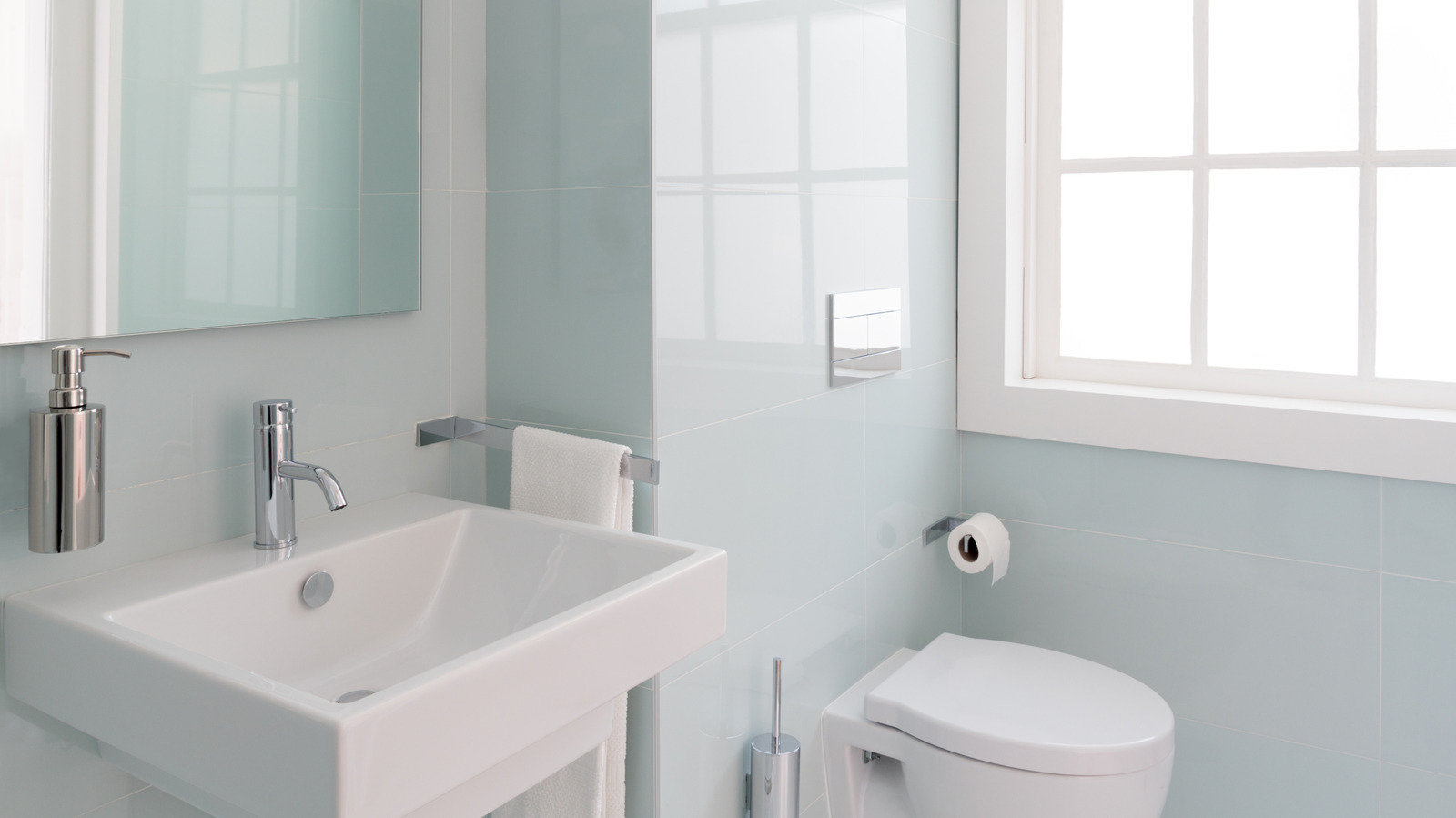 Hacimli Banyo Depolamasını Atlayın: Küçük Odanızda İşe Yarayacak Lowe's Bulucu